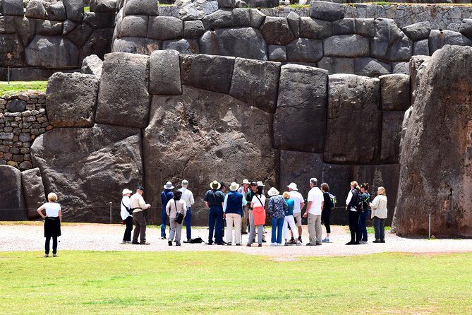 Cusco City Tour - Group Service - Guides make the pace: patient, organized, and good at storytelling
