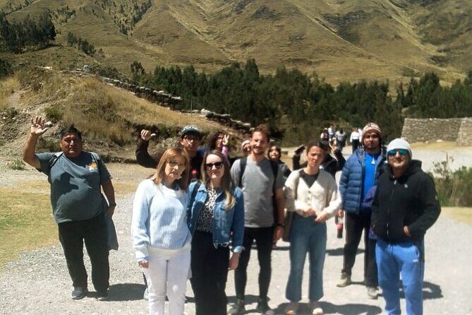 Cusco: City Tour Half Day Tour with Sacsayhuaman and Q’enqo - The guide makes it: clarity, patience, and one fun surprise