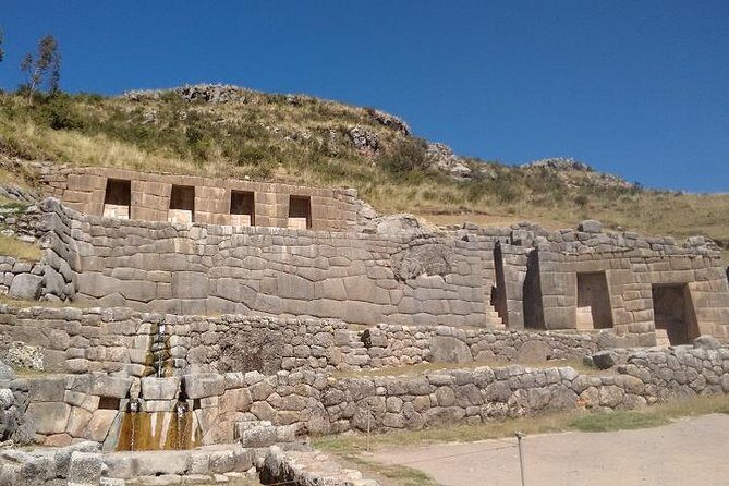 Cusco City Tour I Half-Day - Puka Pukara: red iron-rich rocks and a quick panoramic break