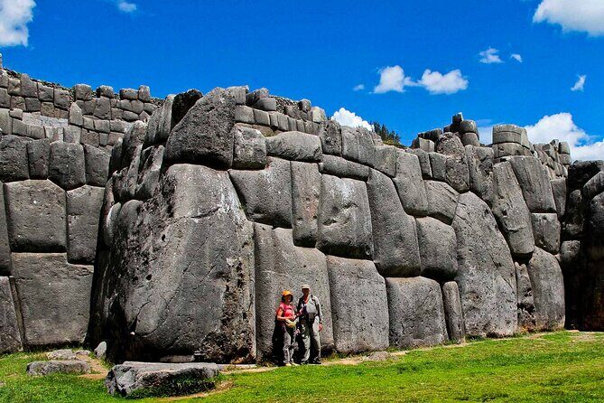 Cusco: City Tour - Mystical Ruins - Sacsayhuaman: the fortress of giant stones and Inti Raymi context