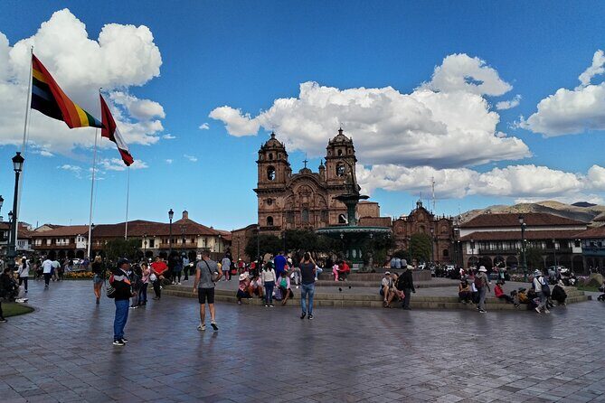 Cusco: Cultural & Historic Walking Tour with Local Drinks - Cusco on Foot: why this 2.5-hour loop works