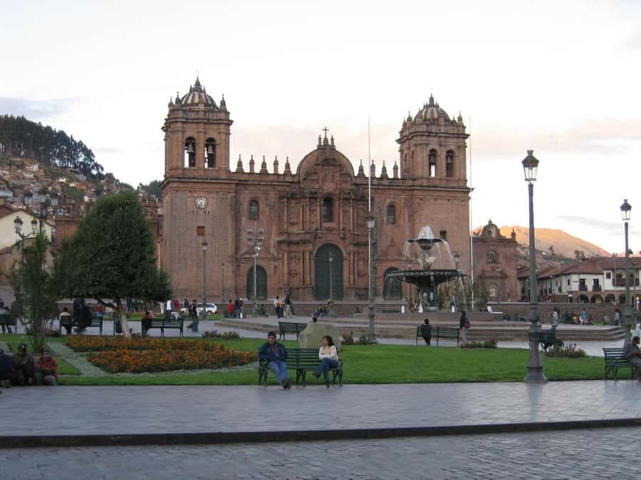 Cusco: Half-Day Historic City Tour - Sacsayhuaman: the big stone complex with a military story