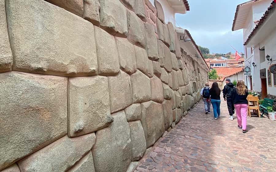 Cusco : Historical walking tour and tourist lookout point and Andean music show - Mirador San Cristobal: The View That Earns the Climb