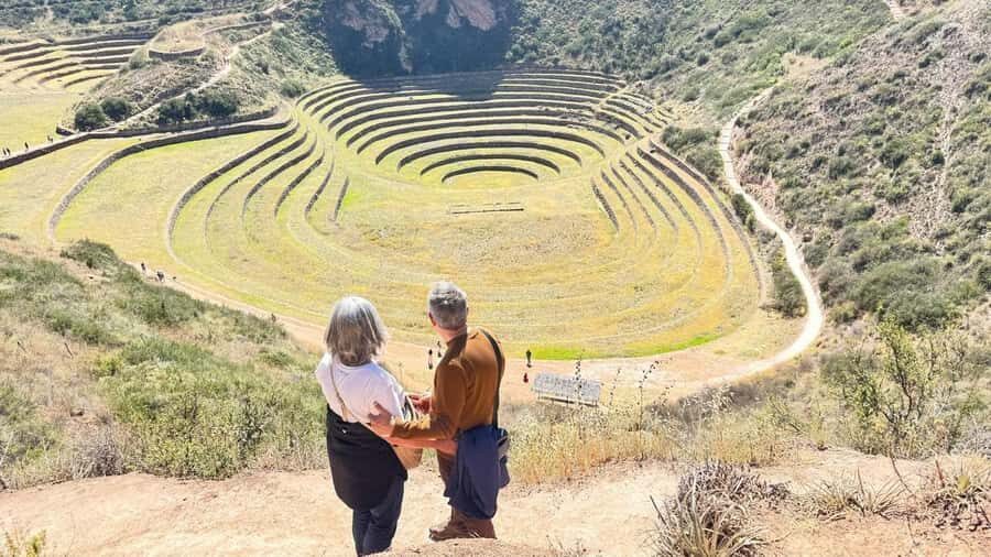 Cusco: Moray, Maras Salt Mines, and Chinchero Weavers Tour - Cusco to the Sacred Valley: a smart half-day mix of farming, salt, and textiles