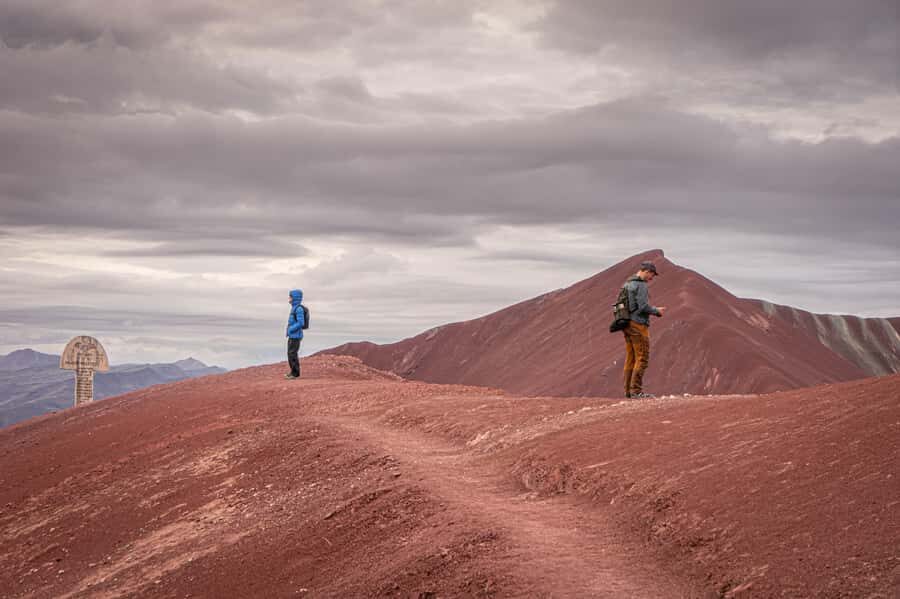 Cusco One Day: Tour Rainbow Mountain & Red Valley opcional - Lunch in Cusipata and the return to Plaza Regocijo