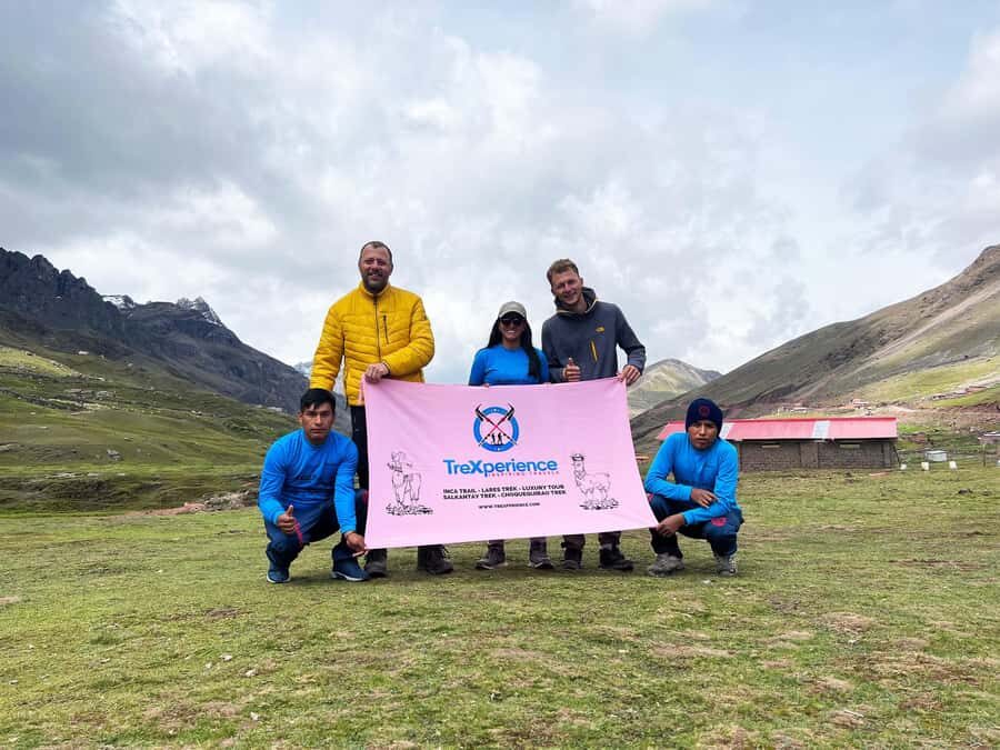 Cusco: Rainbow Mountain & Red Valley Tour with Picnic meals - Breakfast at the Base: Fuel Before the Climb