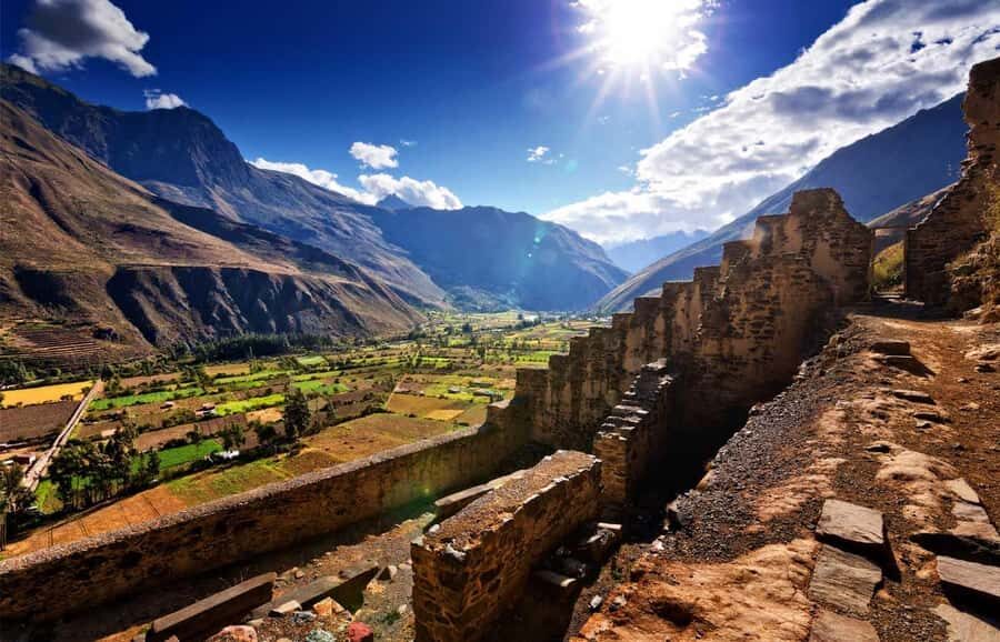 Cusco: Sacred Valley, Pisac, Ollantaytambo, Salt Mines Moray - Moray’s Terraces and the Lesson of Microclimates