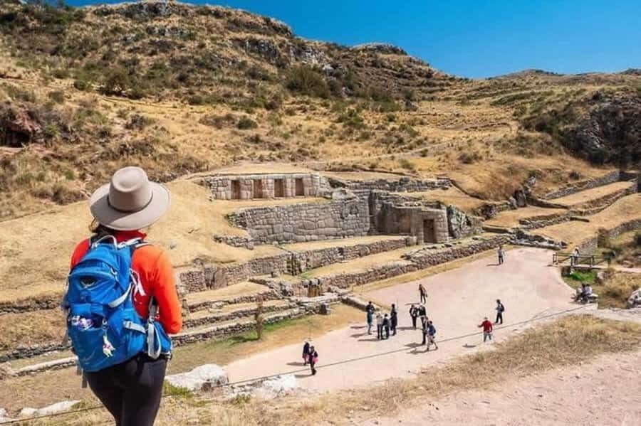 Cusco: Sacsayhuaman, Qenqo, Puca Pucara & Tambomachay Tour - Puca Pucara: When Defense Was the Plan