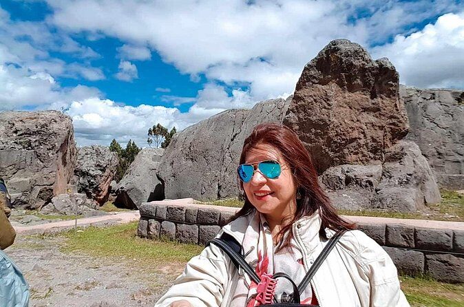 Cuzco City Tour and Archaeological Ruins in Half Day - Tambomachay: Inca Baths and the water trick with two waterfalls