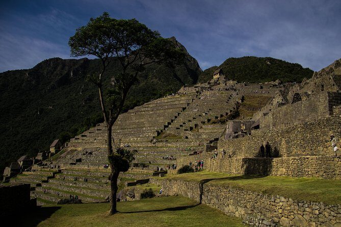 Day Trip to Machu Picchu by Train from Cusco - What if it’s cold or rainy? Be ready for the day to change