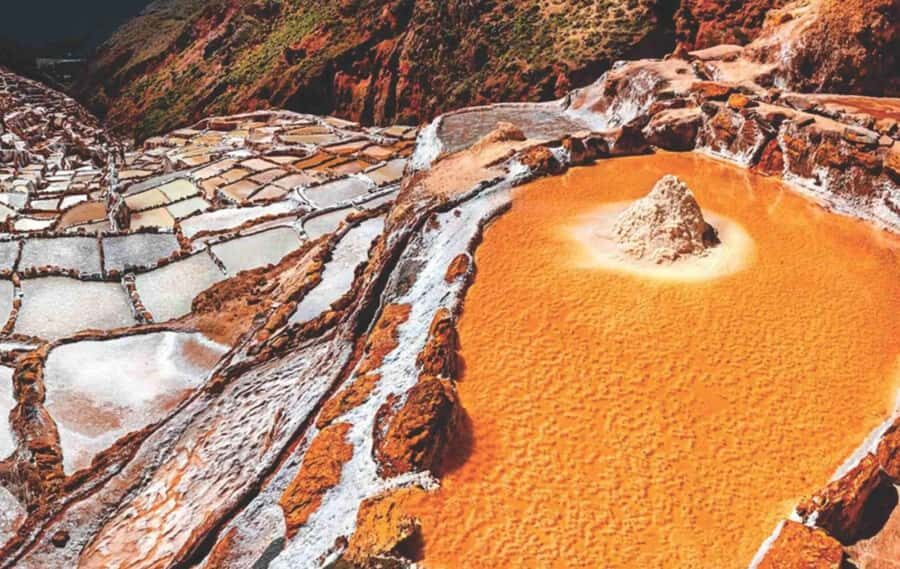 Desde Cusco: Moray Salinas de Maras y Tejedores de Chinchero - A 6-Hour Sacred Valley Loop From Cusco