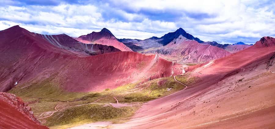 Desde Cusco: Tour Montaña de Arcoiris Vinicunva mas Comida - Waking Up at 4:00 a.m.: Cusco Pickup and the Drive to the Trail