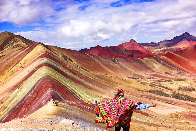 Discover the Rainbow Mountain on horseback + meals - Private - What to Wear and Bring for the Cold, High-Altitude Day