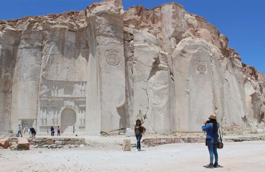 Excursion + Sillar and Culebrillas Route in Arequipa - Apachetas: stone piles, gratitude, and good-luck vibes
