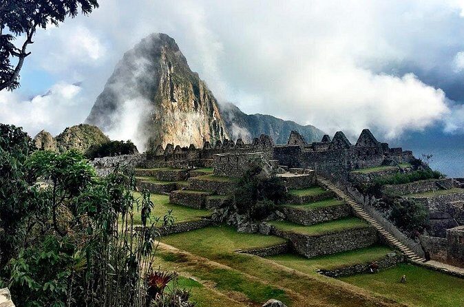 Excursion to Machupicchu from Cusco || Private Service || - Lunch in Aguas Calientes and a proper reset