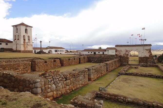 Excursion to Sacred valley Full Day from Cusco . - Chinchero on the Way Back: Rainbow City, 1607 Church, and Andenería