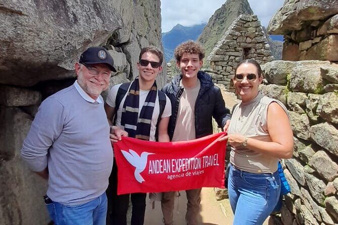 Explore Machu Picchu in a Single Day from Cusco - The 4:00 am Pickup and Ride Toward Ollantaytambo