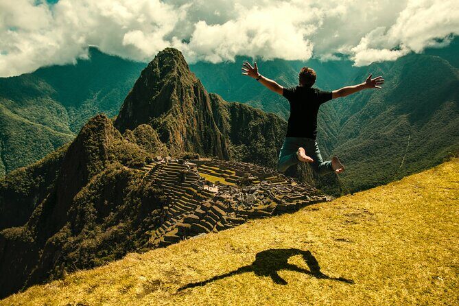 FD Machu Picchu: Tour & Machu Picchu Mountain from Cusco - Price and logistics: is $328 good value for this day?