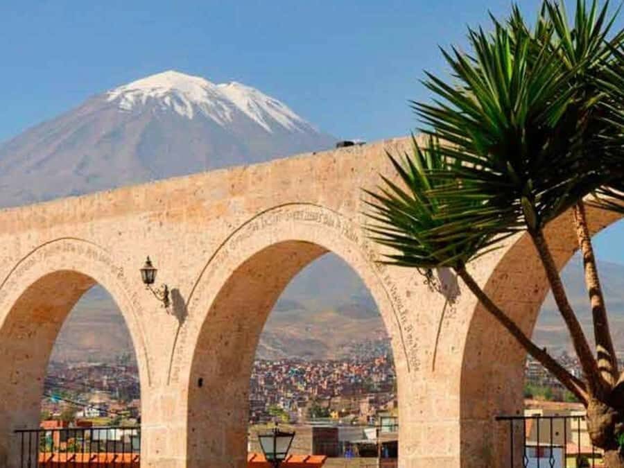 From Arequipa: Mirabus City Tour | Yanahuara Viewpoint | - Key highlights worth your attention