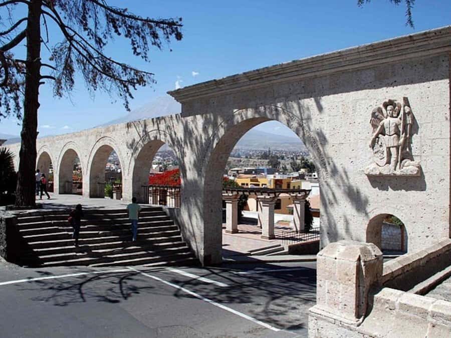 From Arequipa: Mirabus City Tour | Yanahuara Viewpoint | - Price and logistics: where the real value math happens