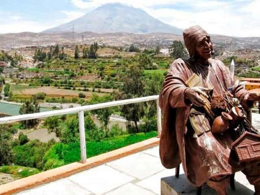 From Arequipa: Mirabus City Tour | Yanahuara Viewpoint | - Language mix: an important consideration if you’re booking English
