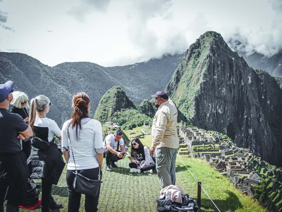 From Cusco: 2-Day Sacred Valley and Machupicchu by Train - Cusco to the Sacred Valley: Stops for Views, Textiles, and Inca-Era Details