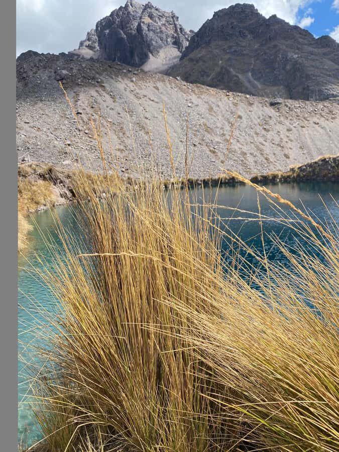 From Cusco: 7 lakes with hot springs in Ausangate and meals - The first hike: the toughest 1.5 hours