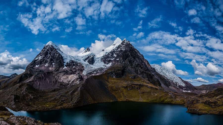 From Cusco: Ausangate 7 Lakes Tour with Meals - The viewpoint moment: seeing the seven lagoons together