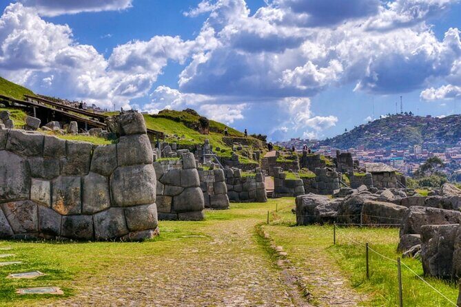 From Cusco City Tour Four Ruins Half Day Tour - Group Size, Languages, and the Benefit of Asking Questions