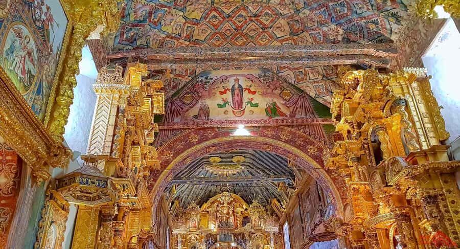 From Cusco: Full-Day Touristic Bus to Puno with Guided Tours - Morning Departure From Cusco: What the 10-Hour Pace Really Feels Like