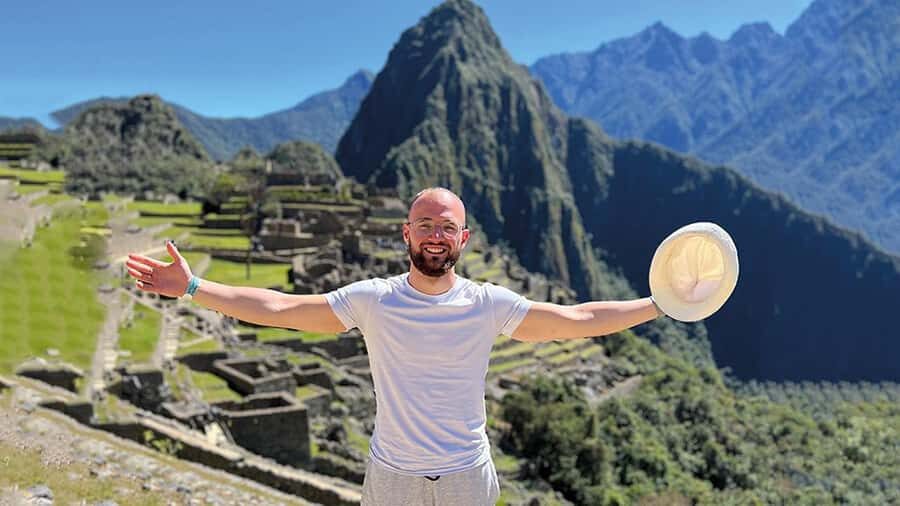 From Cusco: Machu Picchu Tour with Hiking Ticket - Guided tour of the Inca citadel: turning ruins into a story