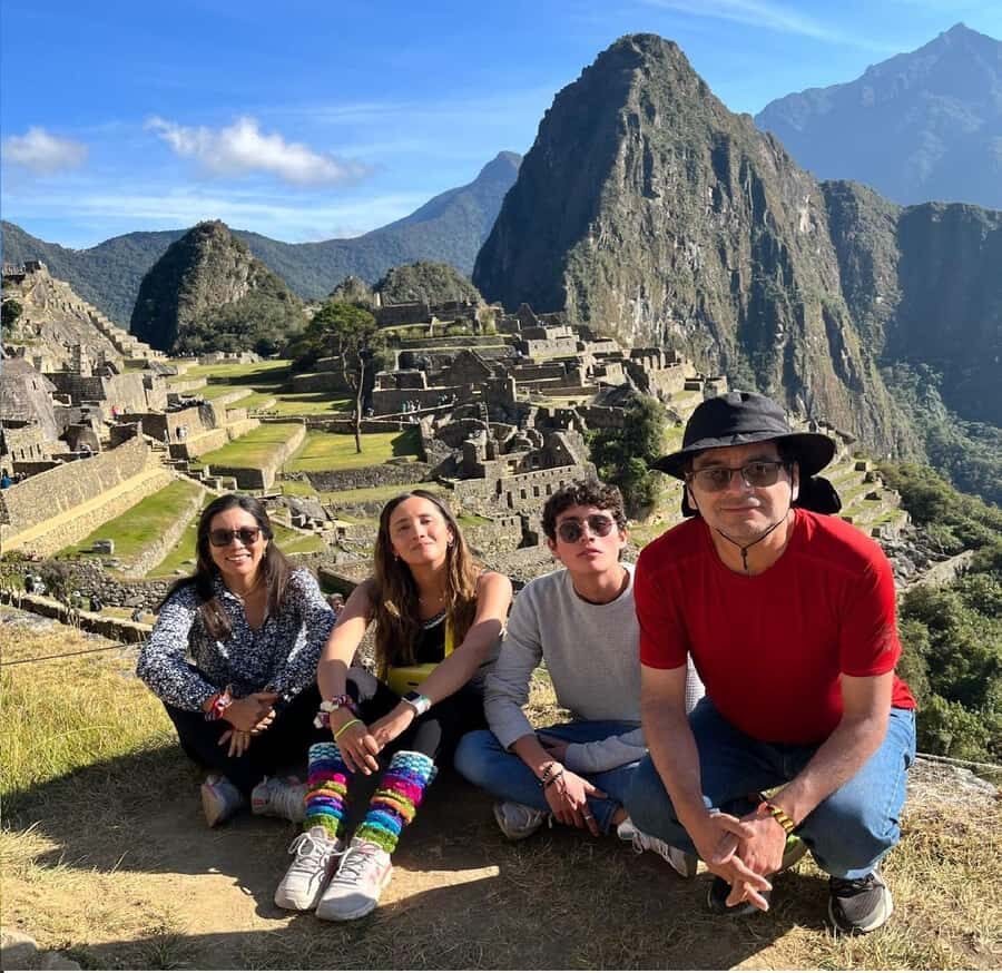 from cusco machupicchu 2 days - Hydroelectric to Aguas Calientes: the jungle walk you should expect