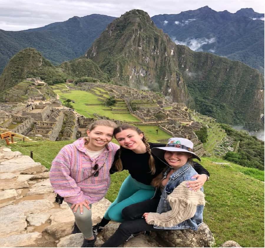 from cusco machupicchu 2 days - Aguas Calientes lunch and waiting time: don’t overbook your day