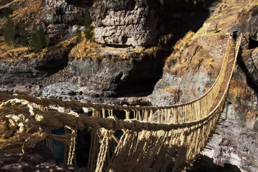 From Cusco: Q'eswachaka Bridge & 4 Lagoons Full-Day Tour - Combapata Breakfast and the Salcca River: Warming Up for the Day