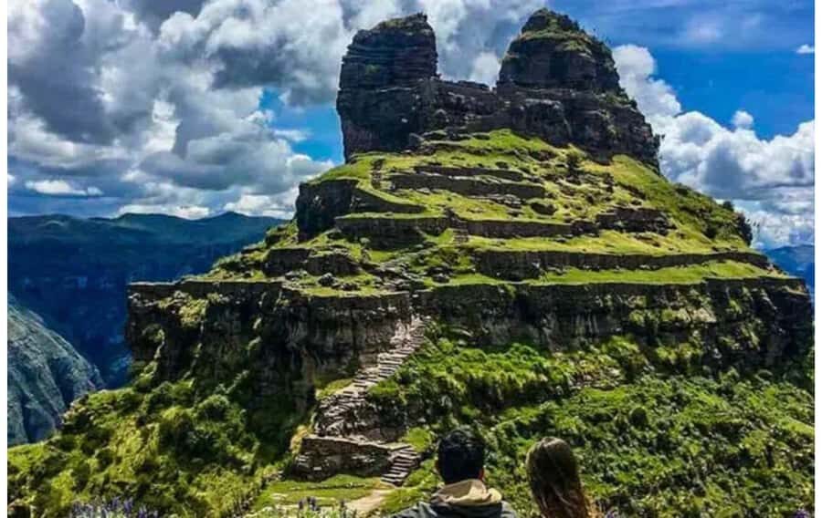 From Cusco: Waqrapukara day tour with meal - The 2-hour hike to Waqrapukara: pace, comfort, and smart packing