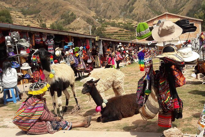 Full Day Classic Sacred Valley Tour from Cusco - Morning pickup and the day’s rhythm from Cusco