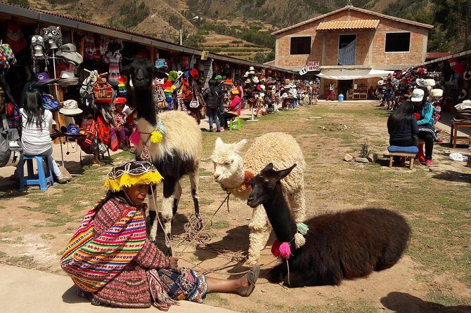 Full Day Classic Sacred Valley Tour from Cusco - Transportation, group size, and how the day stays manageable