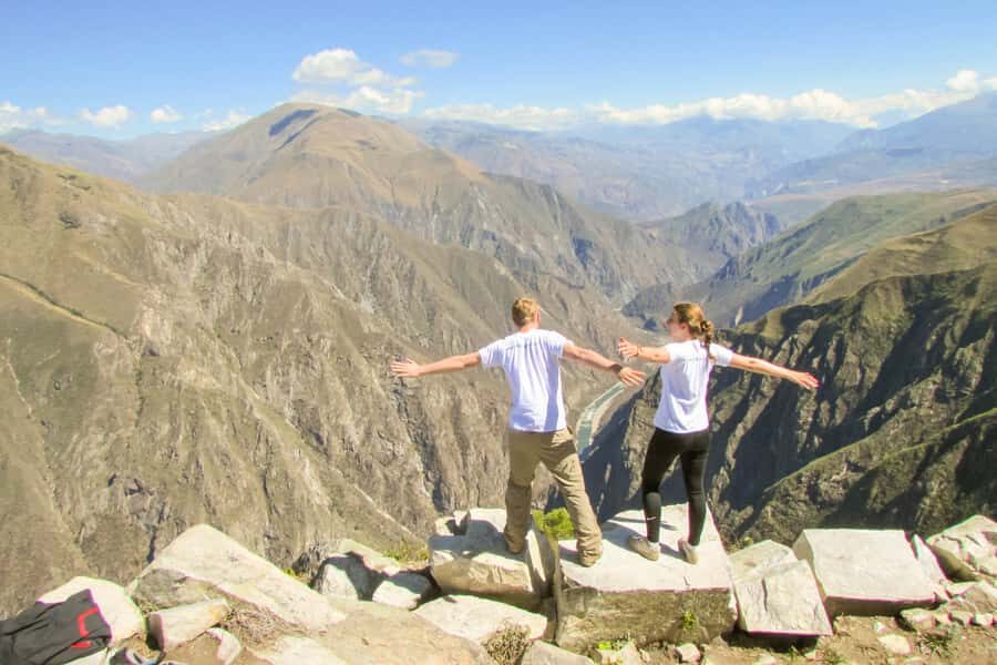 Full-Day Condor Viewpoint & Inca Sites Tour - Limatambo lunch: fuel before the climb