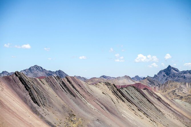 Full-Day Hike to The Rainbow Mountain, Vinicunca - Guide support at altitude: why it matters more than you think
