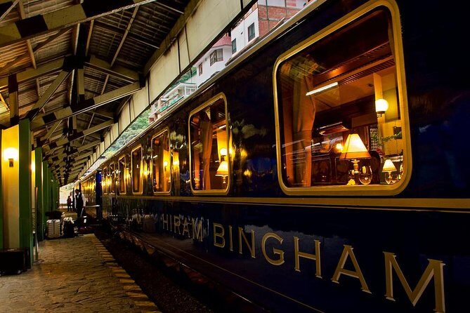 Full-Day: Hiram Bingham luxury train to Machu Picchu - The switch at Aguas Calientes: buses to the citadel without the stress