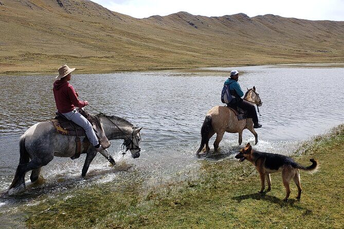 Full-Day Horseback Riding to the Viewpoint of the Lagoons from Cusco - The viewpoint timing: catching lagoons before the day shifts gears
