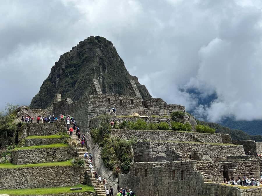 Full day Machu Picchu departing from the city of Cusco - Cusco Hotel Pickup to Ollantaytambo: The Smooth Start