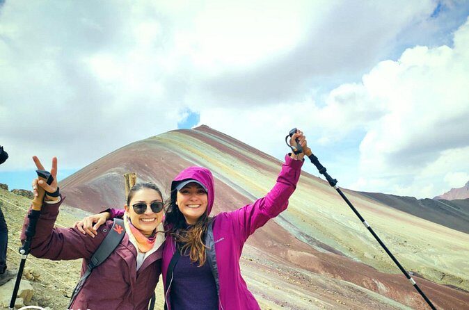 Full Day Rainbow Mountain Tour - Return to Cusipata: the walk back plus a real lunch break