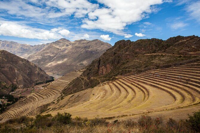 Full Day Sacred Valley of the Incas (group service) - Urubamba lunch: a buffet that actually fuels a long day