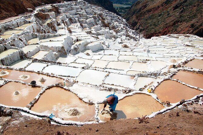 FULL DAY SACRED VALLEY TOUR (Just for your family) - Maras Salt Mines: About 2,000 Wells With Inca Roots