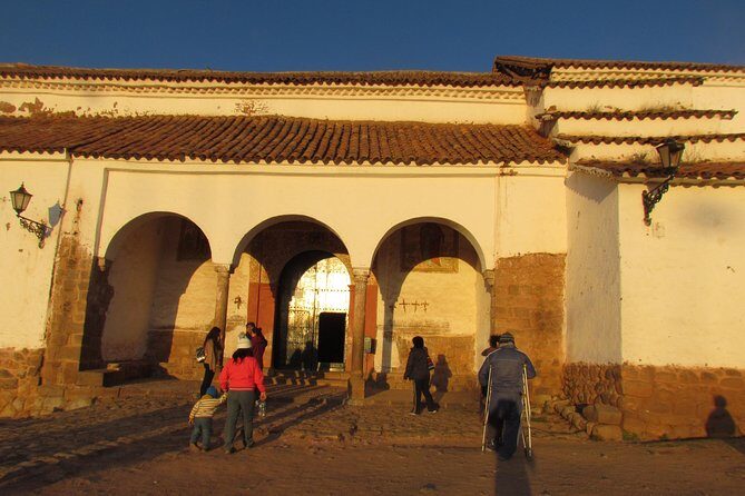 FULL DAY SACRED VALLEY TOUR (Just for your family) - Urubamba Weavers Route and Lunch: A Real Midday Break
