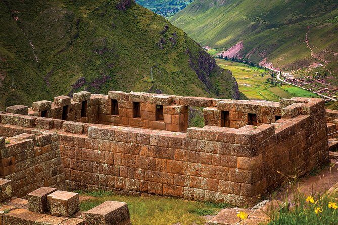Full-Day Tour in the Sacred Valley with Lunch - Cusco hotel pickup, a small group, and a full 11 hours of valley time