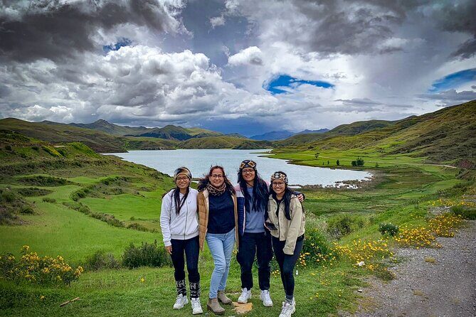 Full day tour of Qeswachaca Inca Bridge - Group size, guide style, and the human touch