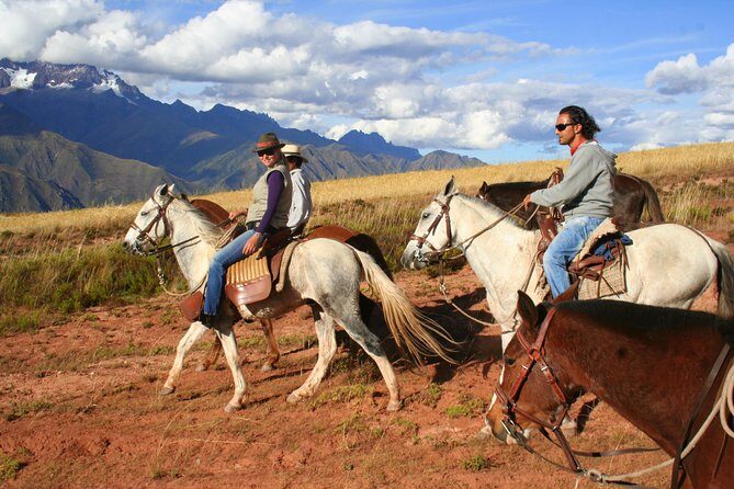 Half day: City Horse Riding - Mistic Tour - Group Service - What to Wear (and How Not to Regret Tight Jeans)