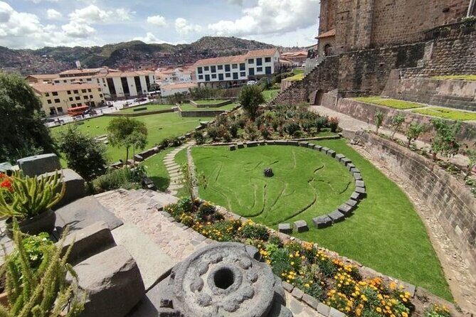 Half Day City Tour in Cusco - Qenco and Puka Pukara: Smaller Archaeological Complexes for Variety